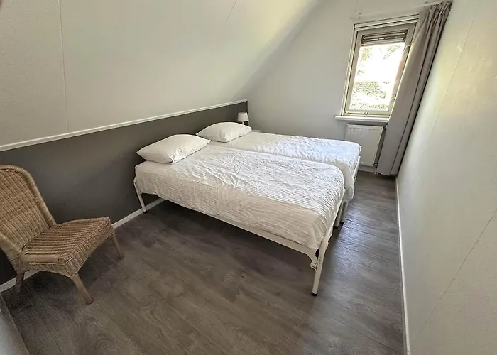 Peaceful Holiday Home In Lemele